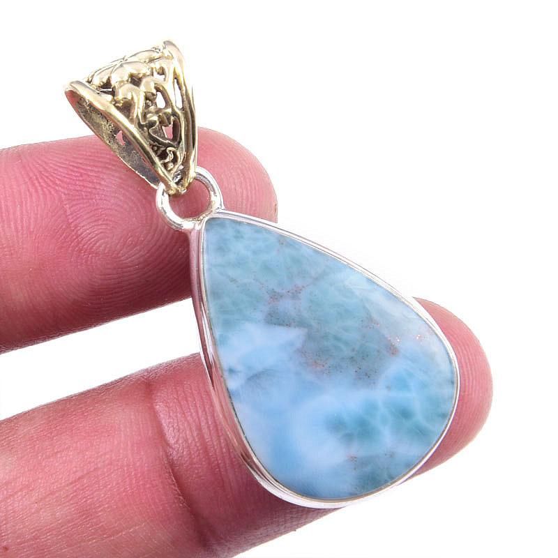 Подвеска из чистого серебра 925 пробы Natural Republic Larimar с драгоценным камнем 1,75 дюйма q7J46
Подвеска из чистого серебра 925 пробы Natural Republic Larimar с драгоценным камнем 1,75 дюйма q7J46