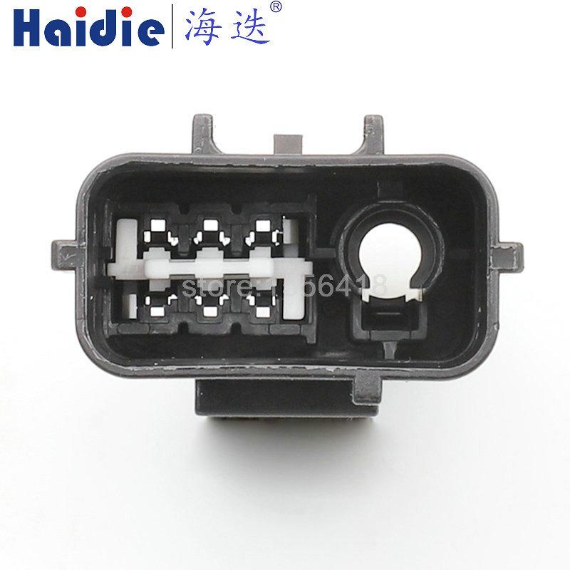 1-20 sets 7pin cable wire harness connector housing plug connector MG645909 1set
1-20 sets 7pin cable wire harness connector housing plug connector MG645909 1set