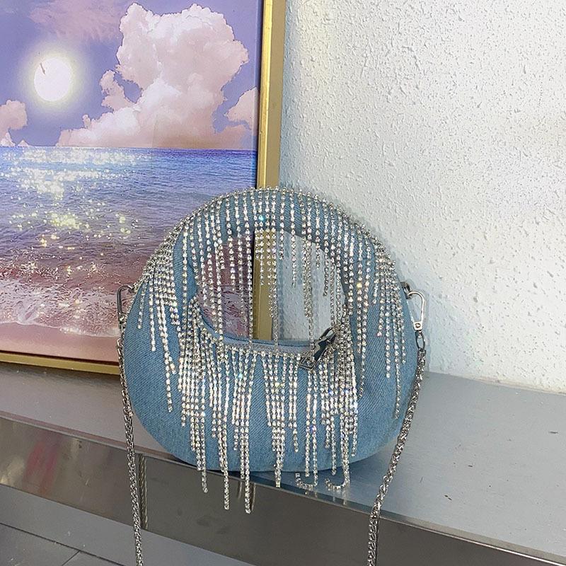 Sweet and Cool Sequin Bag, Women s New Fashion Chain Crossbody Bag Niche Design Luxury Armpit Shoulder Bag Dinner Party Handbag
Sweet and Cool Sequin Bag, Women s New Fashion Chain Crossbody Bag Niche Design Luxury Armpit Shoulder Bag Dinner Party Handbag