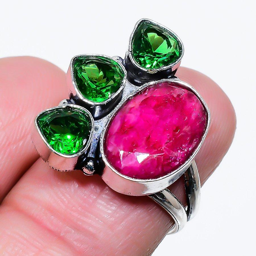 Кашмирский рубин натуральный диопсид драгоценный камень ювелирное изделие кольцо размер 7 i6J75
Кашмирский рубин натуральный диопсид драгоценный камень ювелирное изделие кольцо размер 7 i6J75