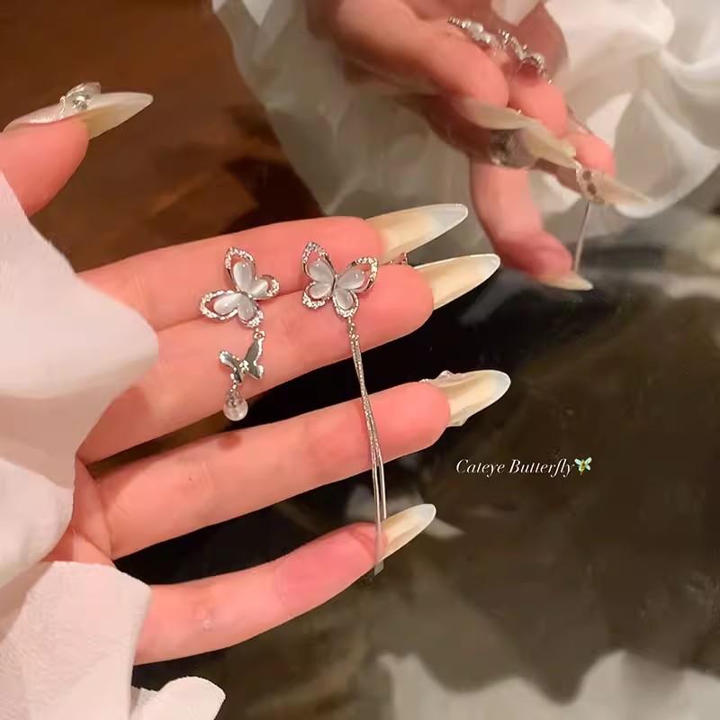 Korean asymmetrical tassel opal butterfly earrings summer high-end light luxury temperament stud earrings pearl earrings
Korean asymmetrical tassel opal butterfly earrings summer high-end light luxury temperament stud earrings pearl earrings
