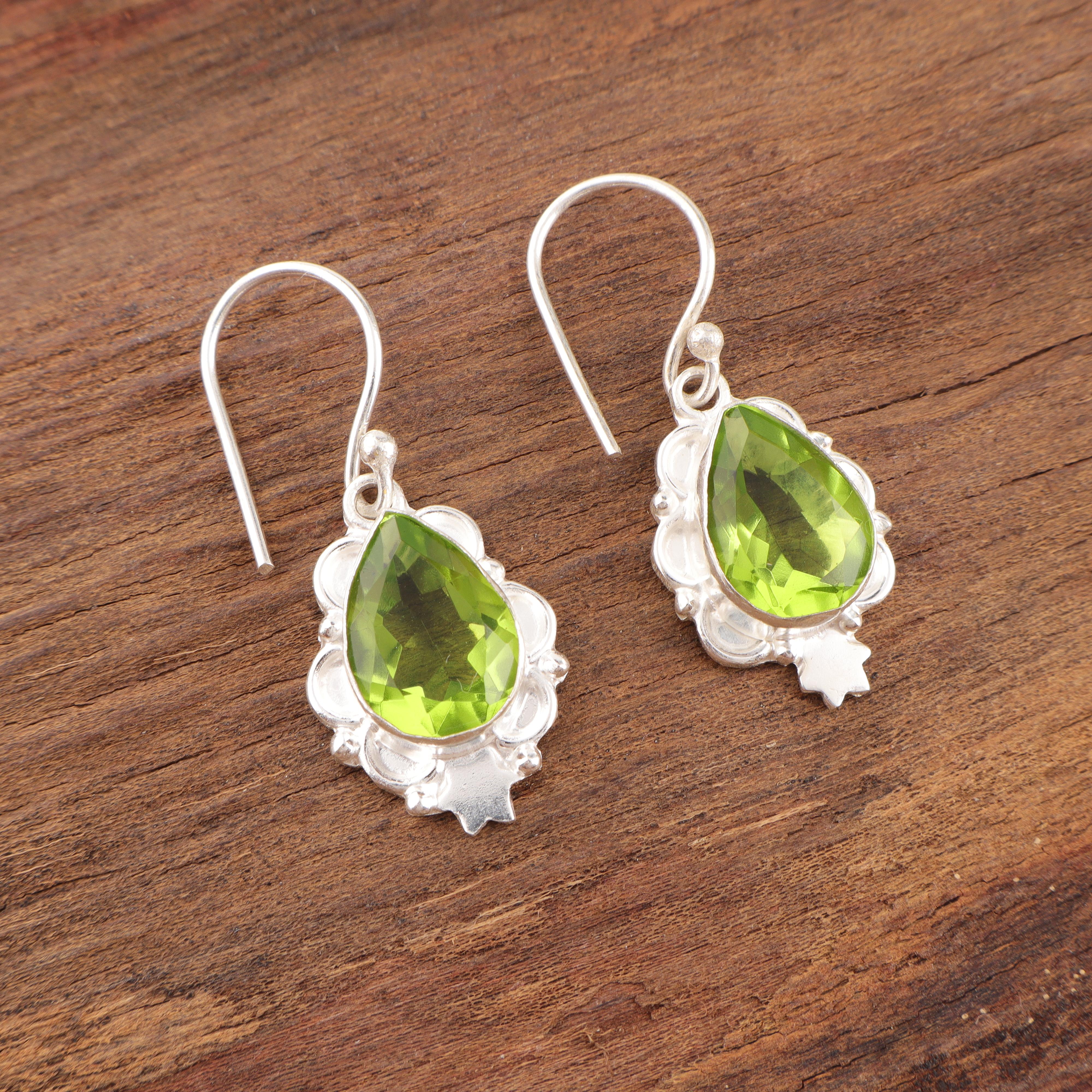 Peridot Earrings Gemstone Jewelry, 925 Solid Sterling Silver Earrings, Handmade Jewelry Birthstone Earrings, Gift For Him 1.6 inches зелений
Peridot Earrings Gemstone Jewelry, 925 Solid Sterling Silver Earrings, Handmade Jewelry Birthstone Earrings, Gift For Him 1.6 inches зелений
