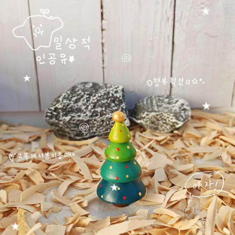 Winter Snow Cedar Hand Carved Wood Ornament Miniature Evergreen Office Decor Christmas Atmosphere Creation Gift Table Decoration
Winter Snow Cedar Hand Carved Wood Ornament Miniature Evergreen Office Decor Christmas Atmosphere Creation Gift Table Decoration