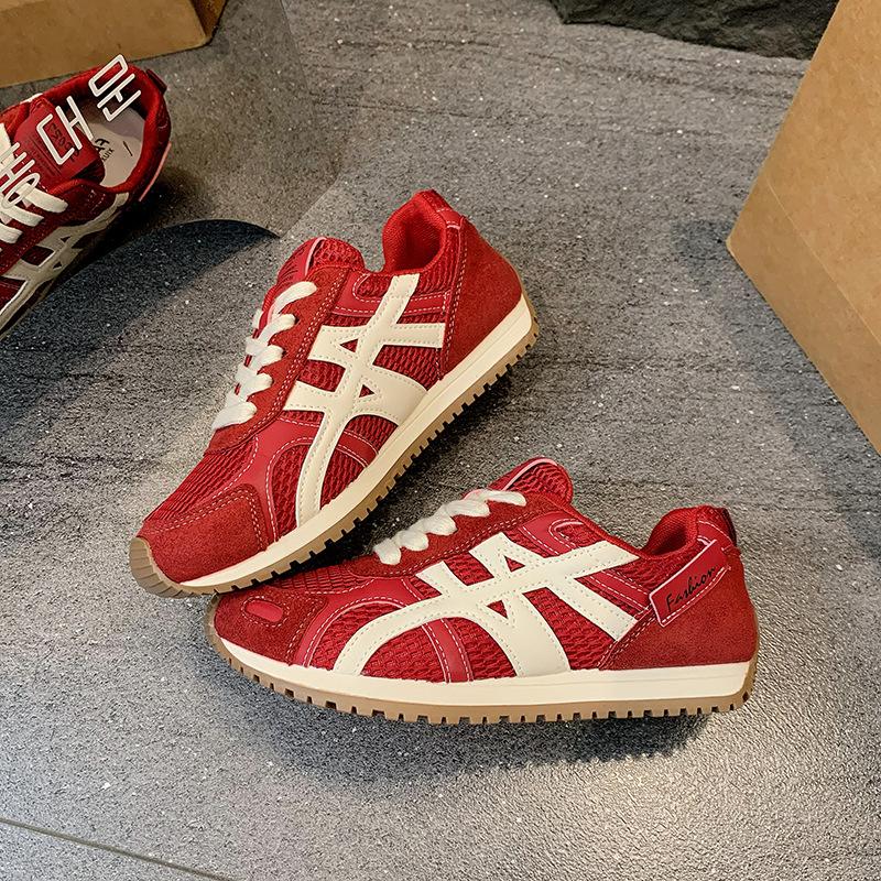 Сетчатые вставки, ретро, толстая подошва, увеличивающие рост, кроссовки для папы, женские летние модные сетчатые ретро повседневные спортивные туфли, обувь Форреста Гампа 40 красный
Сетчатые вставки, ретро, толстая подошва, увеличивающие рост, кроссовки для папы, женские летние модные сетчатые ретро повседневные спортивные туфли, обувь Форреста Гампа 40 красный