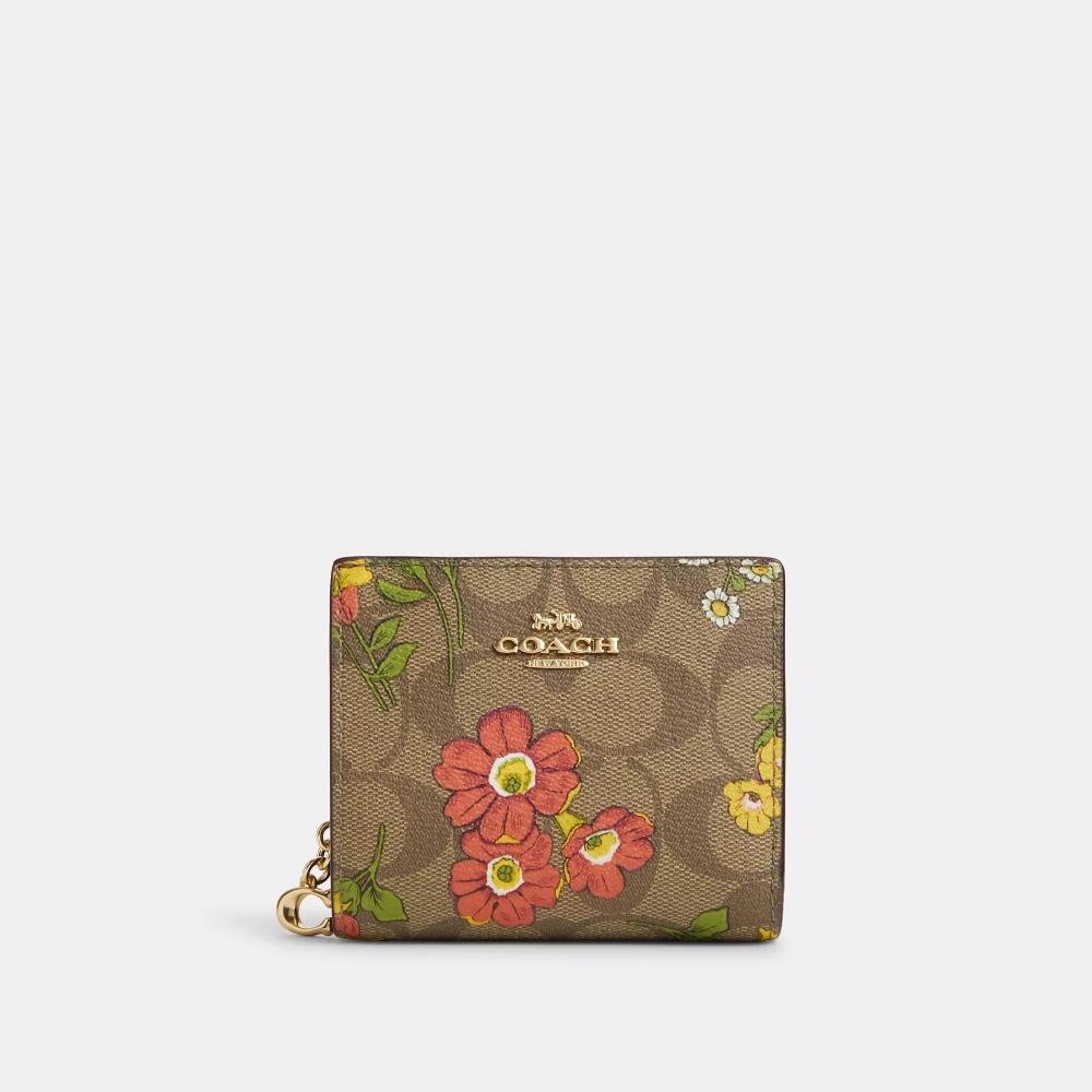 Кошелек Coach Snap из фирменной парусины с цветочным принтом, золотистый, хаки, разноцветный
Кошелек Coach Snap из фирменной парусины с цветочным принтом, золотистый, хаки, разноцветный
