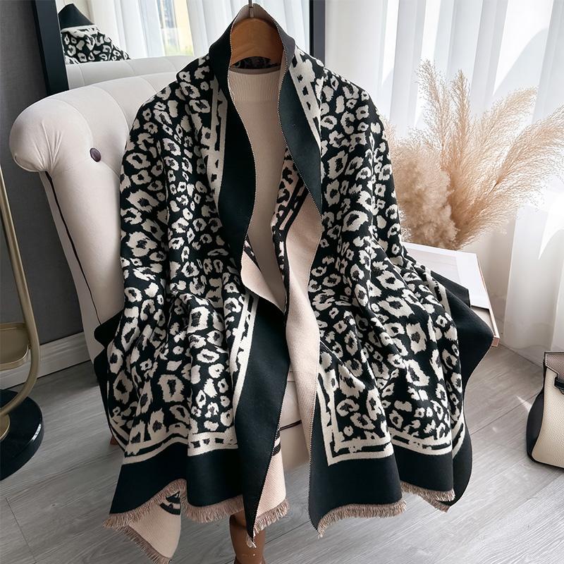 Elegant Leopard Jacquard Pashmina Cashmere Scarf Winter Thick Warmth Two-Sided Shawl Coldproof Windproof Blanket Scarf
Elegant Leopard Jacquard Pashmina Cashmere Scarf Winter Thick Warmth Two-Sided Shawl Coldproof Windproof Blanket Scarf