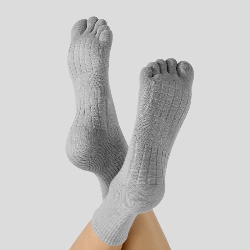 Мужские осенние хлопковые влагопоглощающие дышащие нескользящие спортивные носки с длинными пятью пальцами 1 pair серый
Мужские осенние хлопковые влагопоглощающие дышащие нескользящие спортивные носки с длинными пятью пальцами 1 pair серый