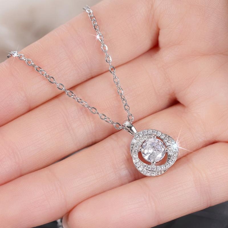 CAOSHI Sparkling Copper Color Round Pendant Necklace for Women Simple Wedding Party Zircon Fashion Hollowed Out Accessories 40CM 5CM
CAOSHI Sparkling Copper Color Round Pendant Necklace for Women Simple Wedding Party Zircon Fashion Hollowed Out Accessories 40CM 5CM