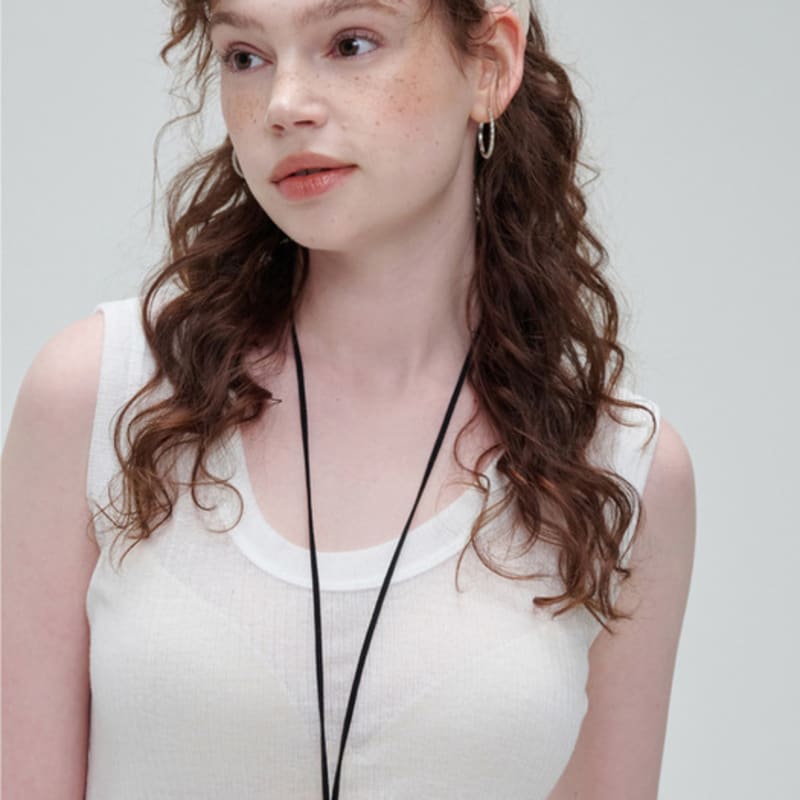 NOISCHE Metal Fleur Necklace _ GOLD gold
NOISCHE Metal Fleur Necklace _ GOLD gold