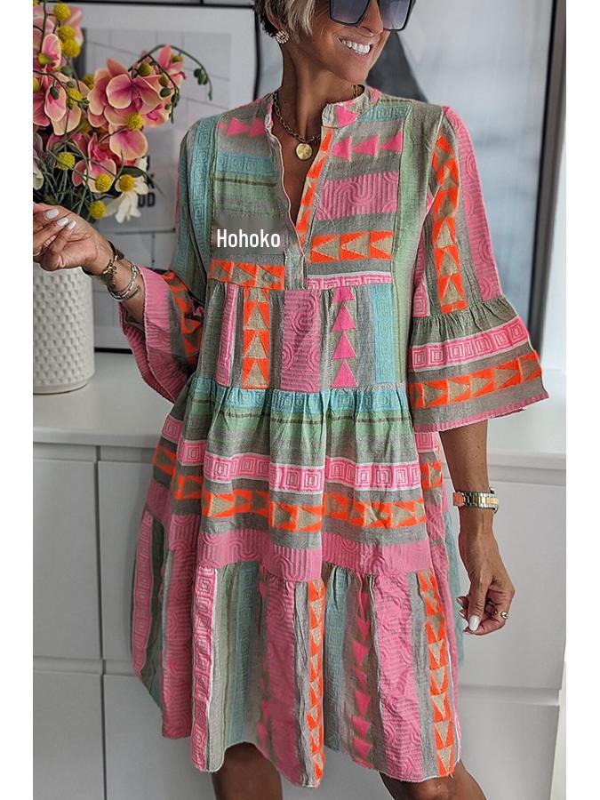 2023 European & American Autumn V-Neck Print Dress - Women s Three-Quarter Sleeve Large
2023 European & American Autumn V-Neck Print Dress - Women s Three-Quarter Sleeve Large