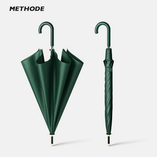 Большой однотонный зонт для гольфа: Длинная ручка, восемь спиц, настраиваемый логотип, для дождя или солнца.
Большой однотонный зонт для гольфа: Длинная ручка, восемь спиц, настраиваемый логотип, для дождя или солнца.