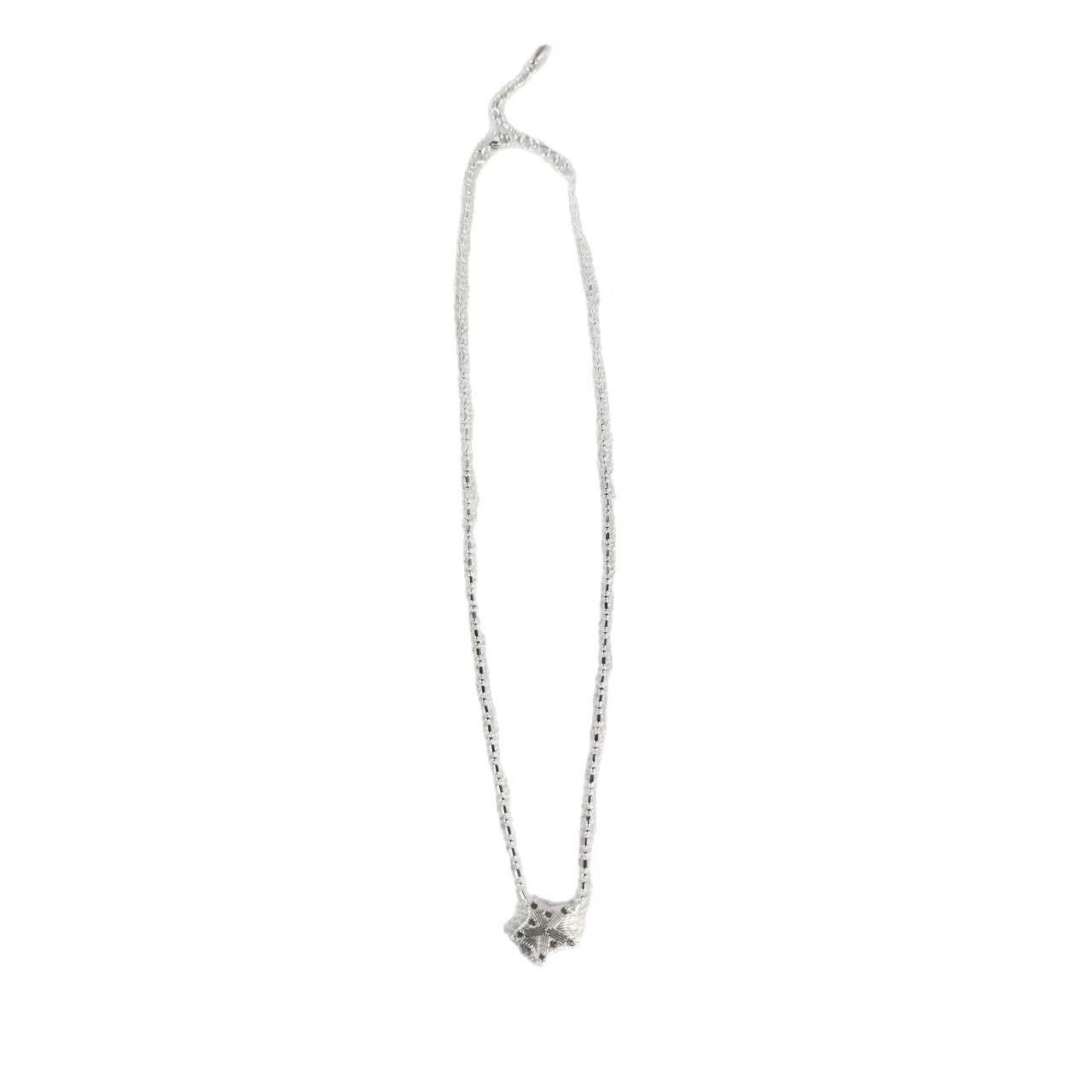Spring and summer exquisite necklace, five-pointed star necklace, fashion light luxury, niche flash zircon fringed pendant jewelry
Spring and summer exquisite necklace, five-pointed star necklace, fashion light luxury, niche flash zircon fringed pendant jewelry