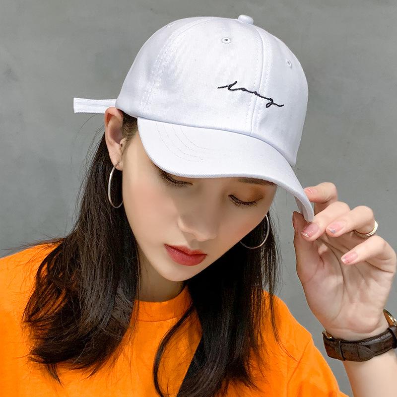 Korean Style Trendy Versatile Baseball Cap for Women and Men - Spring/Summer Fashion Sun Hat Adjustable
Korean Style Trendy Versatile Baseball Cap for Women and Men - Spring/Summer Fashion Sun Hat Adjustable