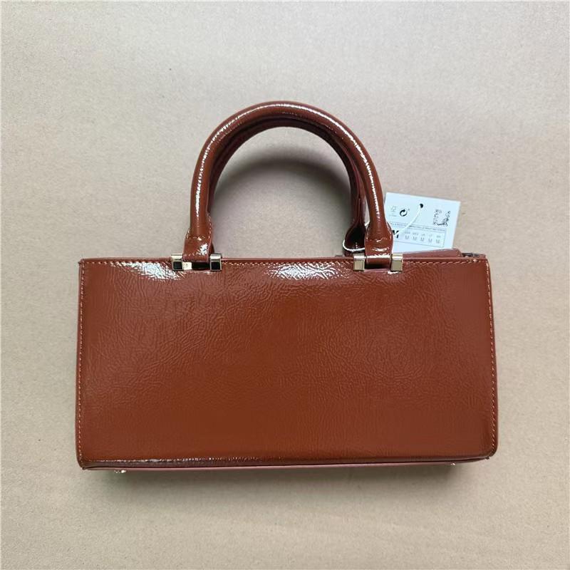 Z Family Cross-border Women s Bag 2025 Four-season New All-match Magenta Texture High-end Single-shoulder Cross-slung Handbag коричневий
Z Family Cross-border Women s Bag 2025 Four-season New All-match Magenta Texture High-end Single-shoulder Cross-slung Handbag коричневий