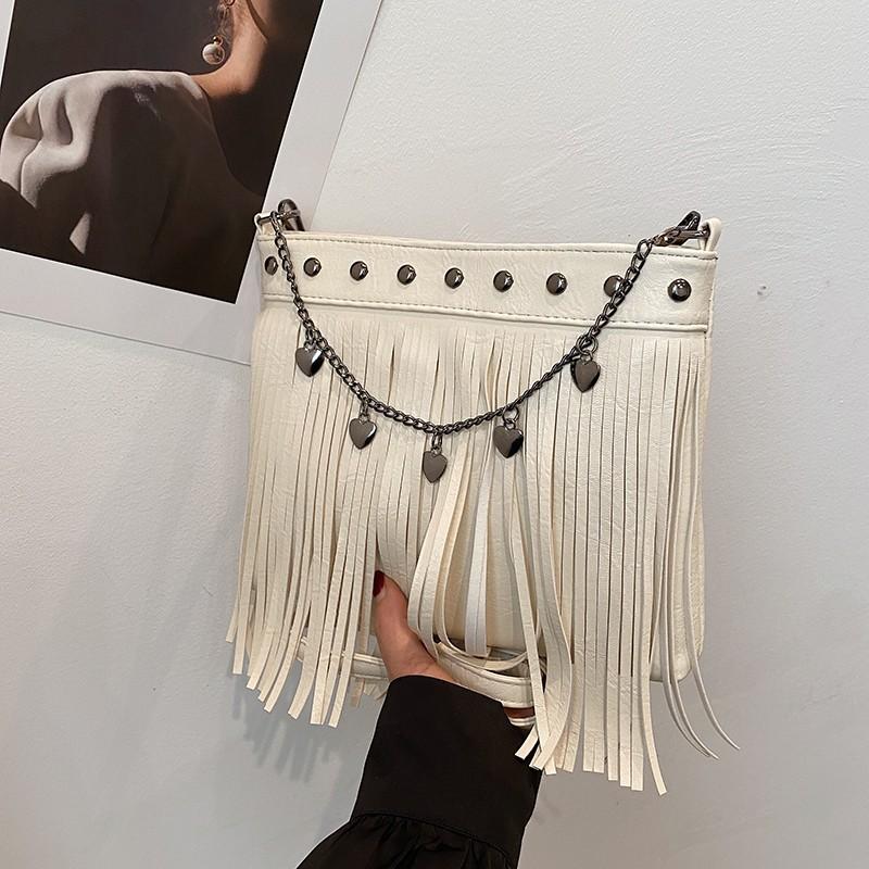 Fashion Punk Style Fringe Women Messenger Purse Studded Heart Chain Leather Crossbody Bag Small Phone Shoulder Bag with Tassels белый
Fashion Punk Style Fringe Women Messenger Purse Studded Heart Chain Leather Crossbody Bag Small Phone Shoulder Bag with Tassels белый