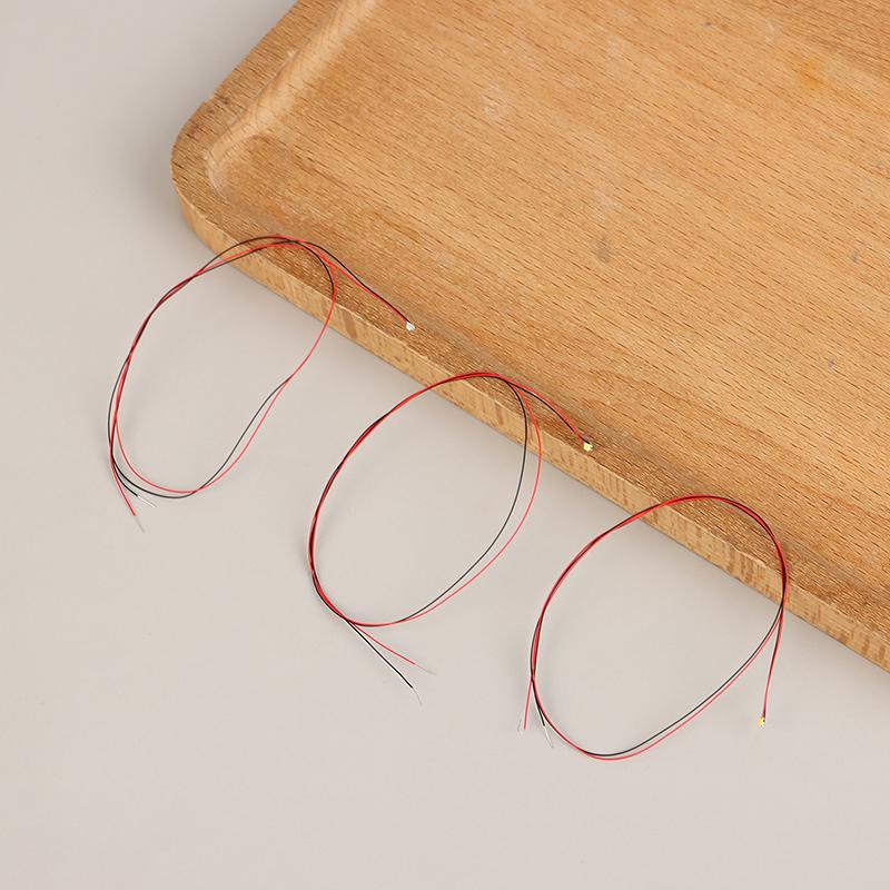 10Pcs 0805 Flashing Led Smd Lamp Wired Micro Litz Led Pre-Soldered Chip Wired 30Cm 3V Railway Model Toy Light Diy Leads Wires
10Pcs 0805 Flashing Led Smd Lamp Wired Micro Litz Led Pre-Soldered Chip Wired 30Cm 3V Railway Model Toy Light Diy Leads Wires