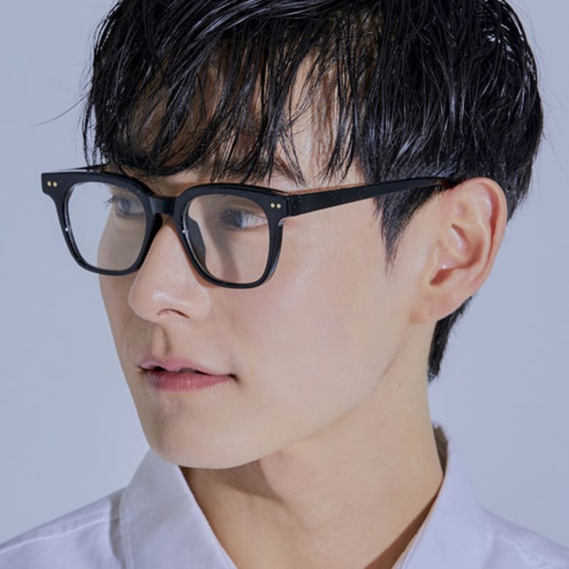 hybition Sion Black one
hybition Sion Black one