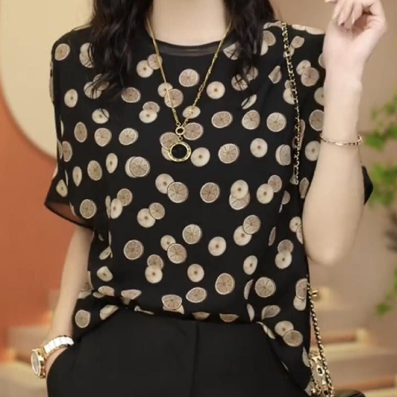 Минималистичные летние женские свитера Commuter 2024 года с круглым вырезом, в горошек, сшитые из марли, с коротким рукавом, свободные повседневные шифоновые топы 7XL
Минималистичные летние женские свитера Commuter 2024 года с круглым вырезом, в горошек, сшитые из марли, с коротким рукавом, свободные повседневные шифоновые топы 7XL