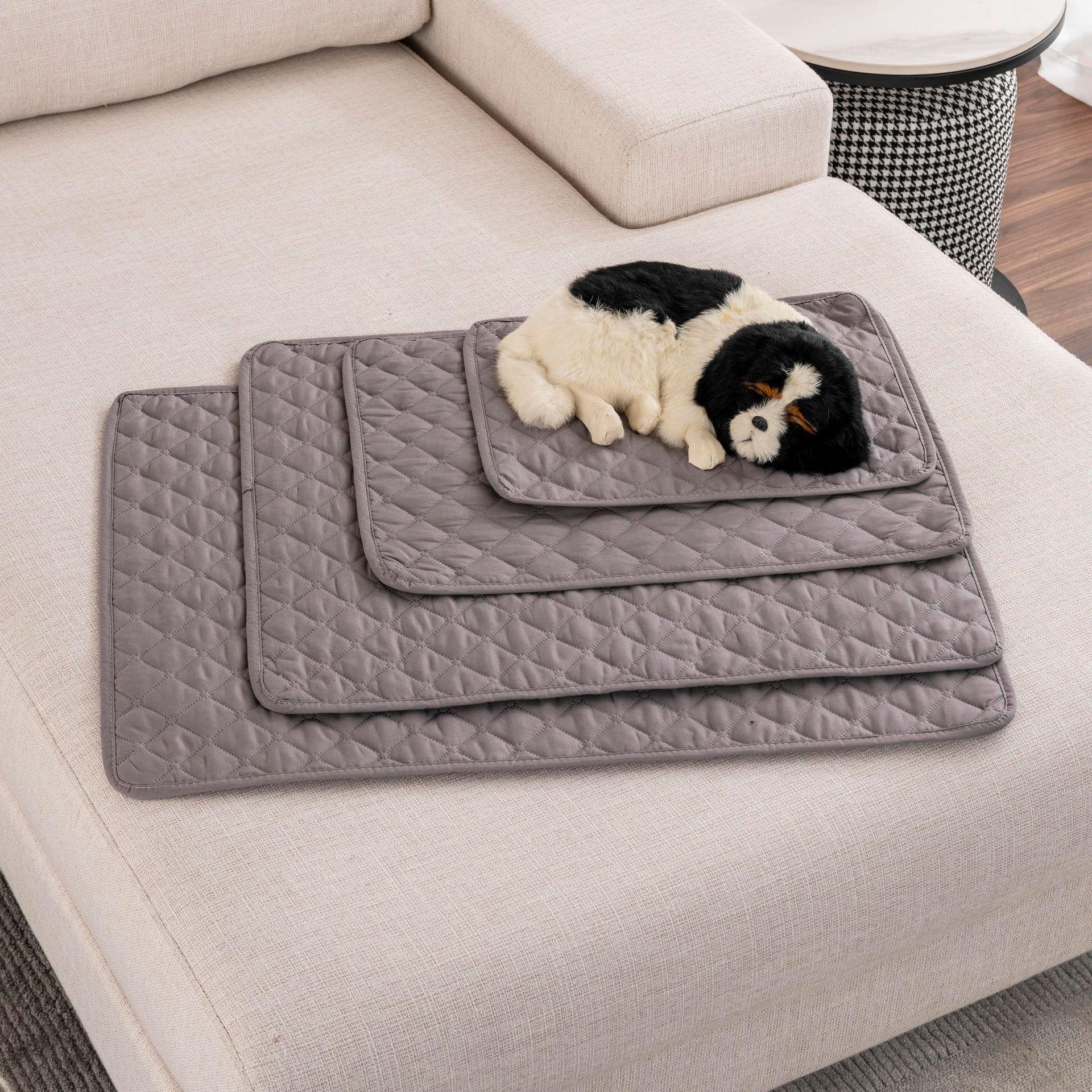 Summer Waterproof Cooling Mat for Pets - Ideal for Dogs & Cats 40x30 cm
Summer Waterproof Cooling Mat for Pets - Ideal for Dogs & Cats 40x30 cm