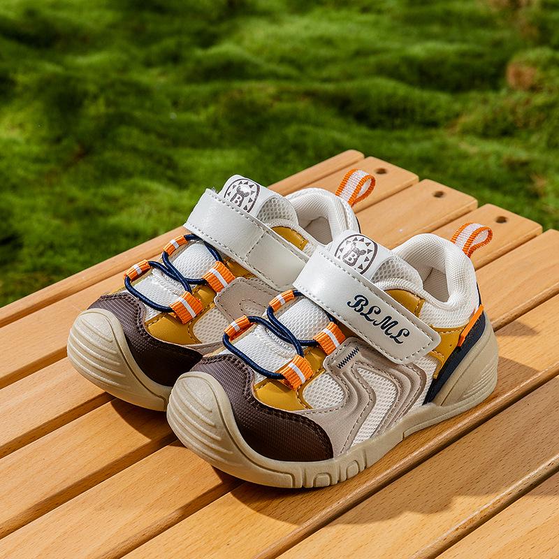 2026 Spring Kids Soft Sole Non-Slip Breathable Outdoor Sports Shoes for Boys and Girls 19 (Inner length 13.8cm, Foot length 13.3cm) коричневий
2026 Spring Kids Soft Sole Non-Slip Breathable Outdoor Sports Shoes for Boys and Girls 19 (Inner length 13.8cm, Foot length 13.3cm) коричневий