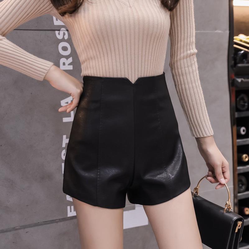 2023 Autumn/Winter Women s High-Waist Black PU Leather Shorts - Slim Fit and Hip-Hugging Style XL
2023 Autumn/Winter Women s High-Waist Black PU Leather Shorts - Slim Fit and Hip-Hugging Style XL