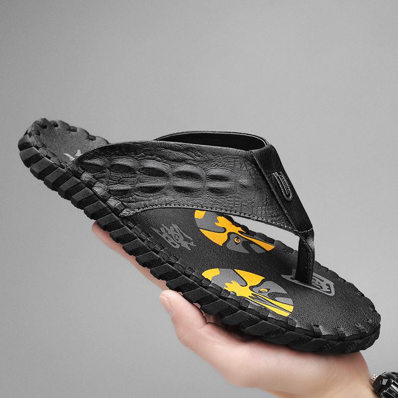 Fashion Fashionable Male Walking Shoes Summer Mens Leather Beach Flip Flops Summer New Arrival Flat Non-Slip Breathable Male Slippers 44 чёрный
Fashion Fashionable Male Walking Shoes Summer Mens Leather Beach Flip Flops Summer New Arrival Flat Non-Slip Breathable Male Slippers 44 чёрный
