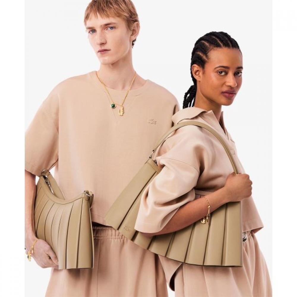 Lacoste 2025 Fashion Show Langleen Large Tote Bag
Lacoste 2025 Fashion Show Langleen Large Tote Bag