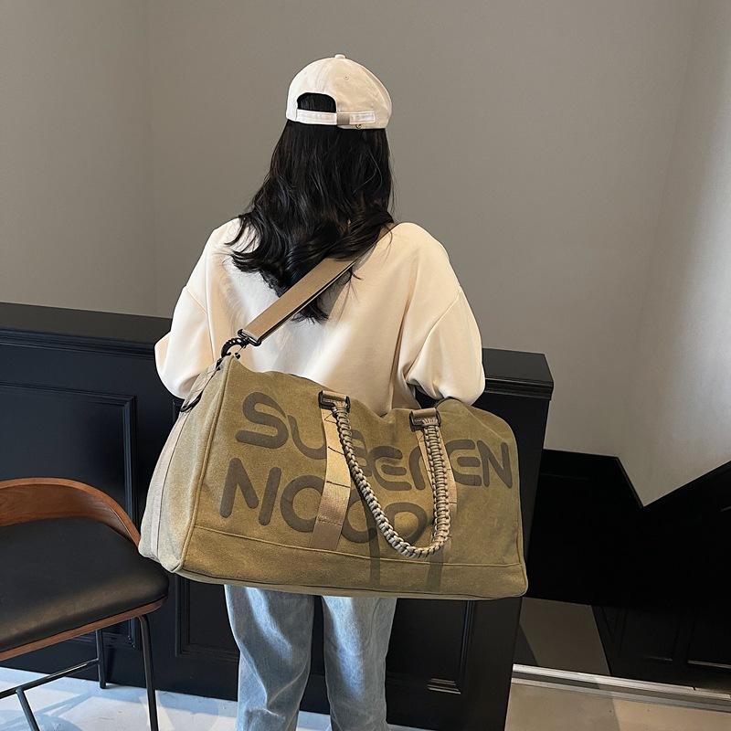 New travel fitness sports storage luggage bag Korean version letter large capacity shoulder messenger bag армия зеленый
New travel fitness sports storage luggage bag Korean version letter large capacity shoulder messenger bag армия зеленый