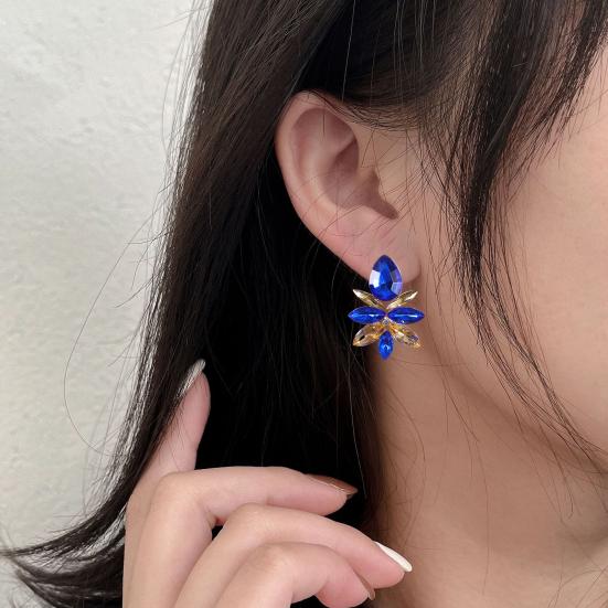 1 Pair Women s Drop Earrings Exquisite Durable Luxury Rhinestone Water Drop Earrings for
1 Pair Women s Drop Earrings Exquisite Durable Luxury Rhinestone Water Drop Earrings for