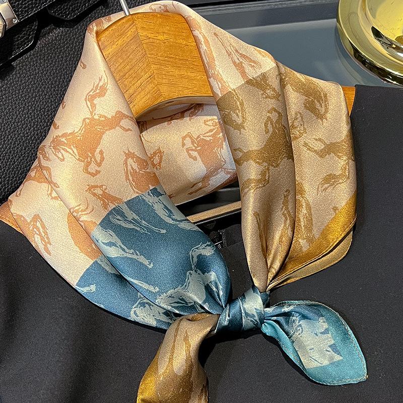 NEW Top Europe Carriage Printed 100% Silk Women Neck Tie Scarf Spring Summer Ladies Handkerchiefs Bags Ribbon Hair Scarfs 53CMX53CM
NEW Top Europe Carriage Printed 100% Silk Women Neck Tie Scarf Spring Summer Ladies Handkerchiefs Bags Ribbon Hair Scarfs 53CMX53CM