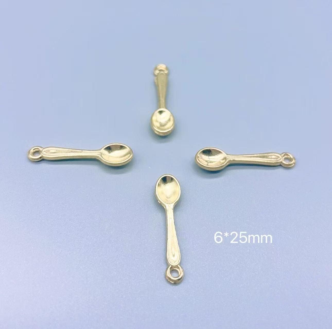 Кухонная утварь ручной работы из ABS-пластика с гальваническим покрытием: Подвеска-украшение в виде суповой ложки своими руками 6*25mm, 100 pieces
Кухонная утварь ручной работы из ABS-пластика с гальваническим покрытием: Подвеска-украшение в виде суповой ложки своими руками 6*25mm, 100 pieces