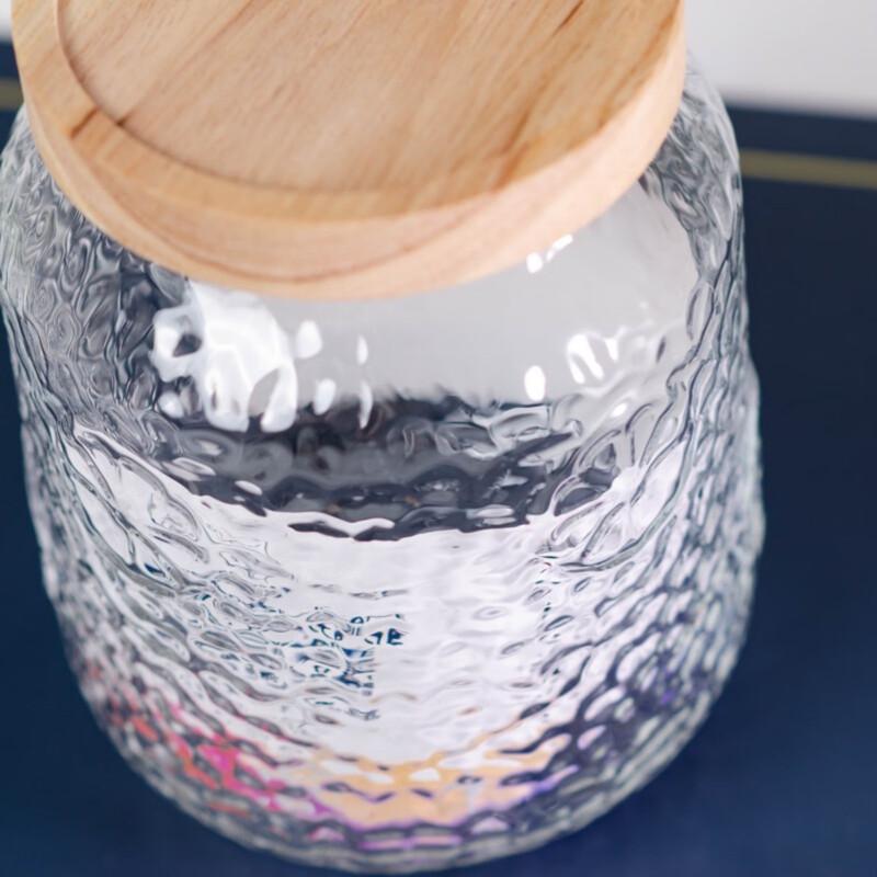 Zhishi Glass Tea Storage Jar
Zhishi Glass Tea Storage Jar