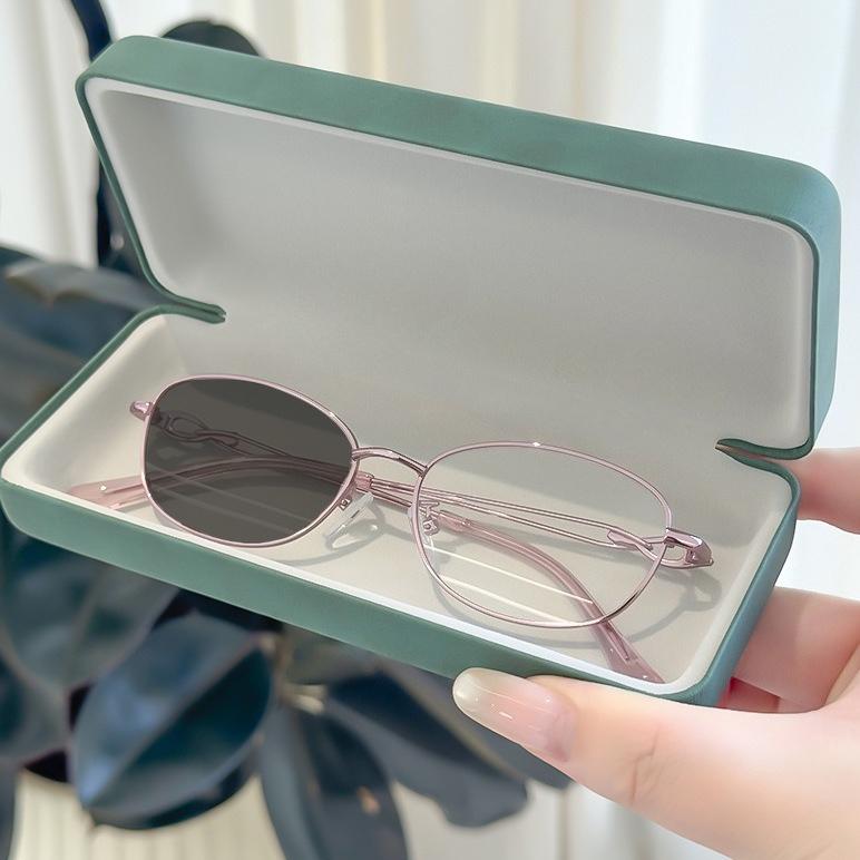 New Anti Blue Light Photochromic Ladies Presbyopia Glasses High Quality Ultra Clear Small Frame Retro Fashion Reading Glasses 0 рожевий
New Anti Blue Light Photochromic Ladies Presbyopia Glasses High Quality Ultra Clear Small Frame Retro Fashion Reading Glasses 0 рожевий