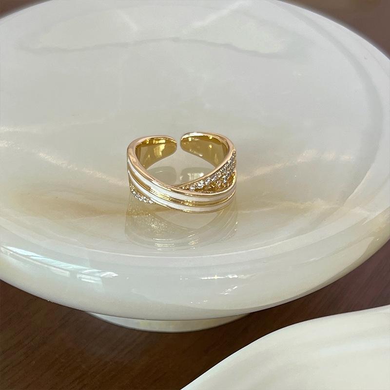 Модное и универсальное кольцо с регулируемой индивидуальностью для женщин One Size белый
Модное и универсальное кольцо с регулируемой индивидуальностью для женщин One Size белый