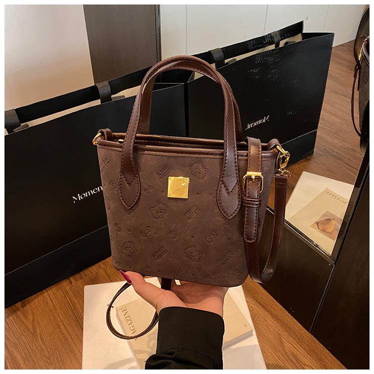 Шикарная сумка-ведро кроссбоди 2025: Винтажная осенне-зимняя сумка-тоут и наплечная сумка
Шикарная сумка-ведро кроссбоди 2025: Винтажная осенне-зимняя сумка-тоут и наплечная сумка