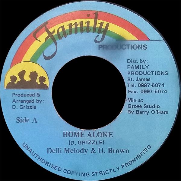 7inch Record DELLI MELODY, U BROWN - Home Alone NONE Family Producti Jamaica Reggae, Ska & Dub Used
7inch Record DELLI MELODY, U BROWN - Home Alone NONE Family Producti Jamaica Reggae, Ska & Dub Used