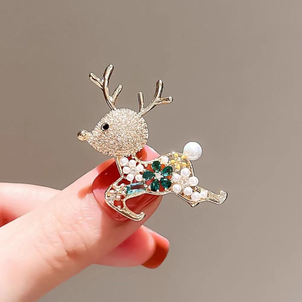 New Creativity Christmas Elk Brooch Temperament Inlay Crystal Pearl Flower Pins for Women Suit Neck Pin Jewelry Accessories Gift
New Creativity Christmas Elk Brooch Temperament Inlay Crystal Pearl Flower Pins for Women Suit Neck Pin Jewelry Accessories Gift