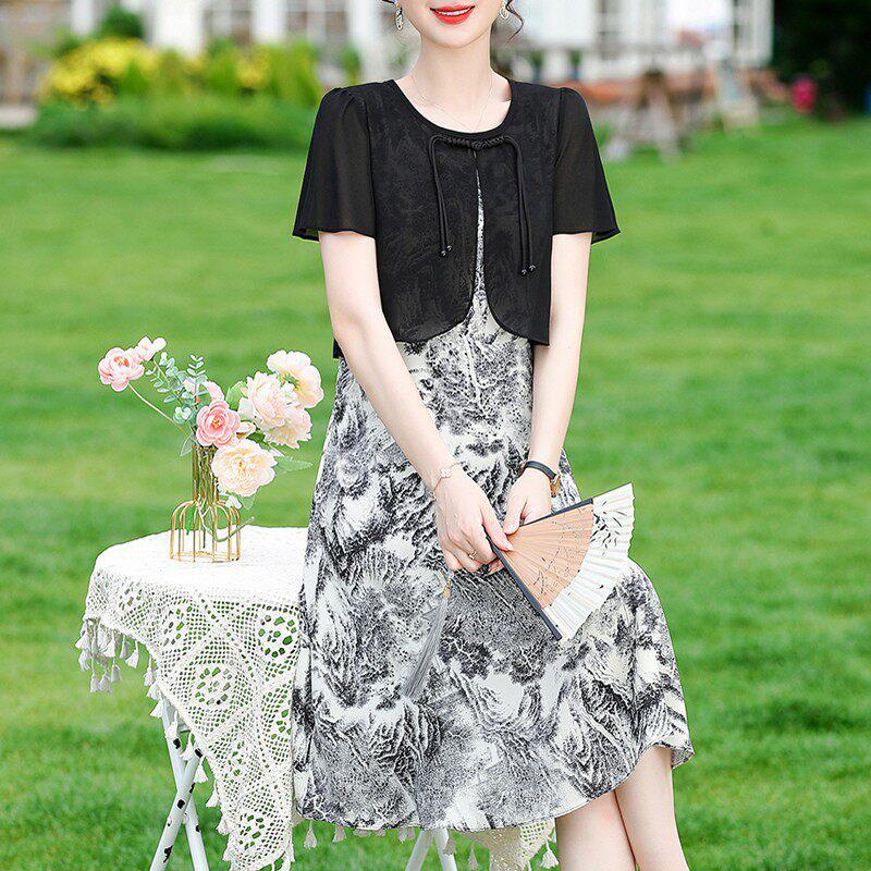 Elegant Summer Chiffon Skirt Set: Short-Sleeve Dress for Mature Women 2XL (suggested 50-57.5 kg) чёрный
Elegant Summer Chiffon Skirt Set: Short-Sleeve Dress for Mature Women 2XL (suggested 50-57.5 kg) чёрный