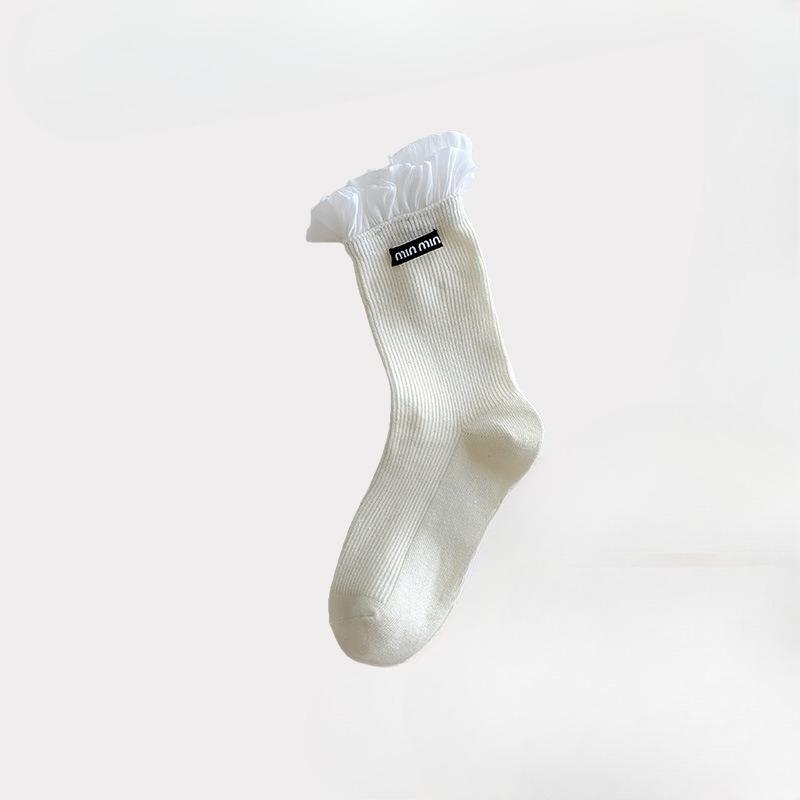 Женские весенне-осенние носки средней длины из махровой ткани с надписью, кружевом в виде листьев лотоса и этикеткой из ткани с надписью 1 pair молочный белый
Женские весенне-осенние носки средней длины из махровой ткани с надписью, кружевом в виде листьев лотоса и этикеткой из ткани с надписью 1 pair молочный белый