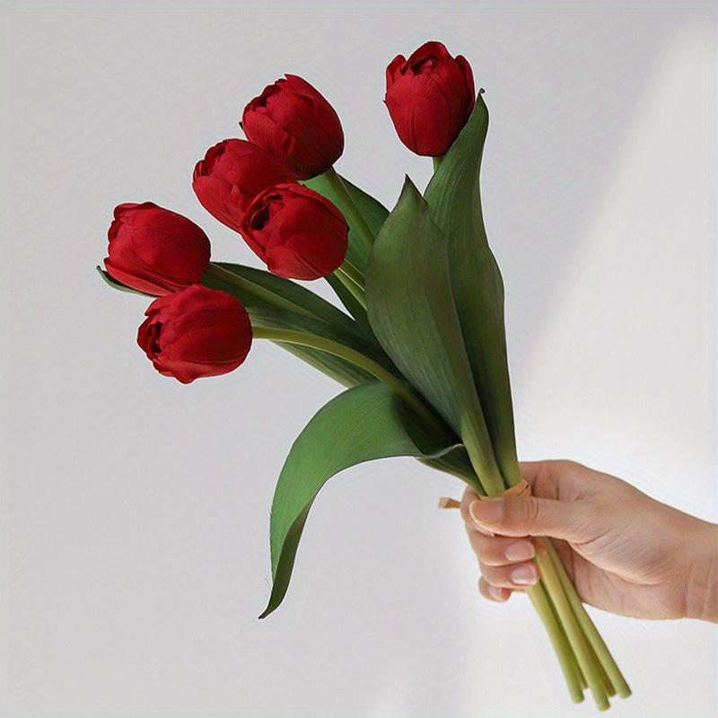 6pcs Hand Feel Moisturizing Tulip Simulation Flowers, Wedding Hand-held Flowers, Home Decoration Fake Flowers червоний
6pcs Hand Feel Moisturizing Tulip Simulation Flowers, Wedding Hand-held Flowers, Home Decoration Fake Flowers червоний