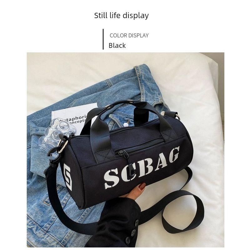 Повседневная сумка-сачел через плечо, модная легкая холщовая сумка кроссбоди Black send badge
Повседневная сумка-сачел через плечо, модная легкая холщовая сумка кроссбоди Black send badge