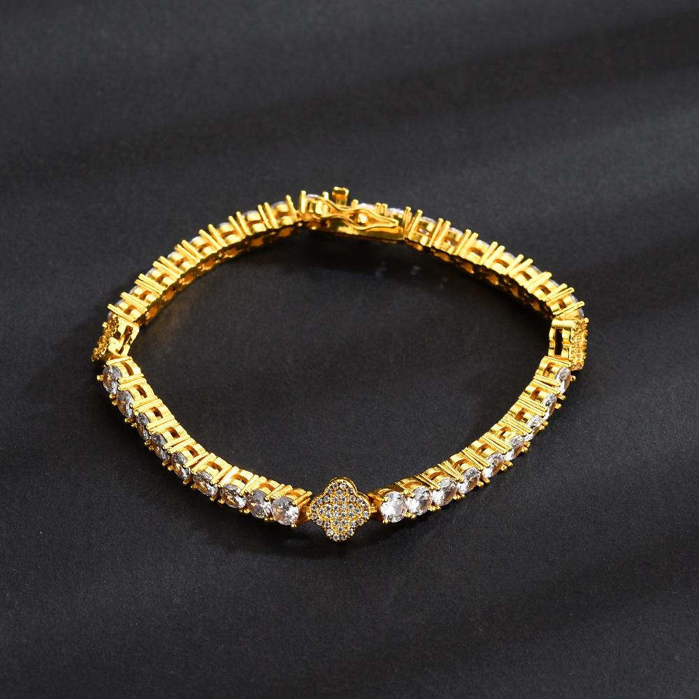 Full Diamond Clover Tennis Bracelet Tide Brand Hip Hop Copper Plated 18K Gold Bracelet Jewelry 7inch 18cm
Full Diamond Clover Tennis Bracelet Tide Brand Hip Hop Copper Plated 18K Gold Bracelet Jewelry 7inch 18cm