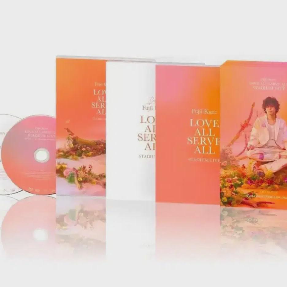 В комплект входит Blu-ray-постер Fujikaze
В комплект входит Blu-ray-постер Fujikaze