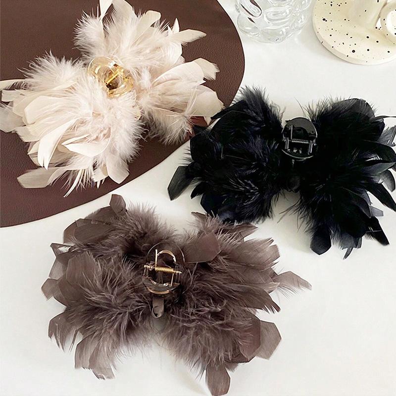 1pc Women s Multi Color Super Fairy Ostrich Hair Large Shark Clip Hairpin Fashionable and Premium
1pc Women s Multi Color Super Fairy Ostrich Hair Large Shark Clip Hairpin Fashionable and Premium