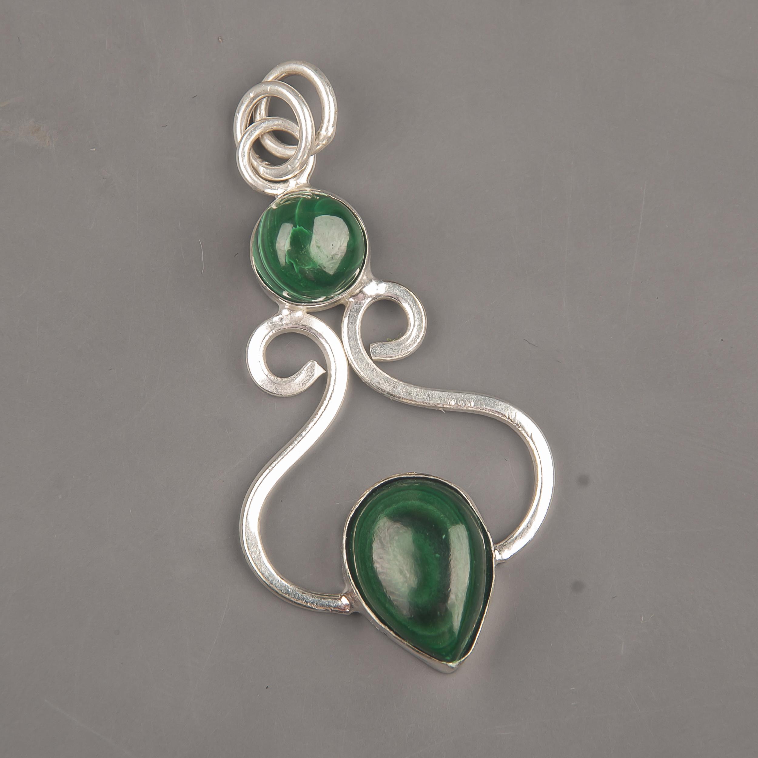 Malachite Pendant, 925 Sterling Silver Pendant Jewelry. Gift For Women Handmade Pendant Gemstone Jewelry 1.60 Inches зелений
Malachite Pendant, 925 Sterling Silver Pendant Jewelry. Gift For Women Handmade Pendant Gemstone Jewelry 1.60 Inches зелений