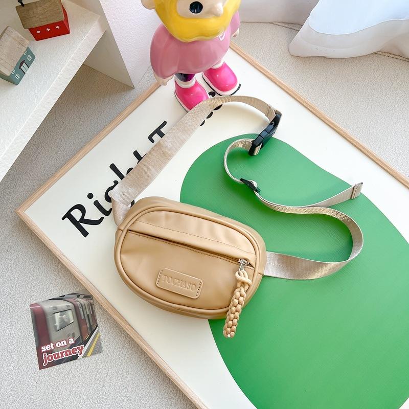 Мультяшная детская милая нагрудная сумка разных цветов, предназначенная для прогулок, модная хаки
Мультяшная детская милая нагрудная сумка разных цветов, предназначенная для прогулок, модная хаки