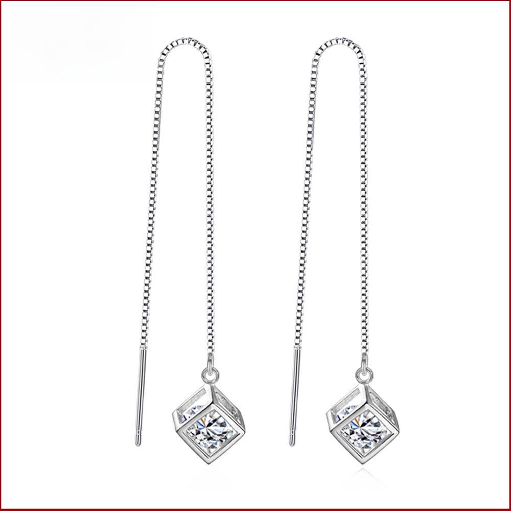 Длинные серебряные серьги Weihua Korean Tassel Diamond Cube diamond, copper plated platinum белый
Длинные серебряные серьги Weihua Korean Tassel Diamond Cube diamond, copper plated platinum белый
