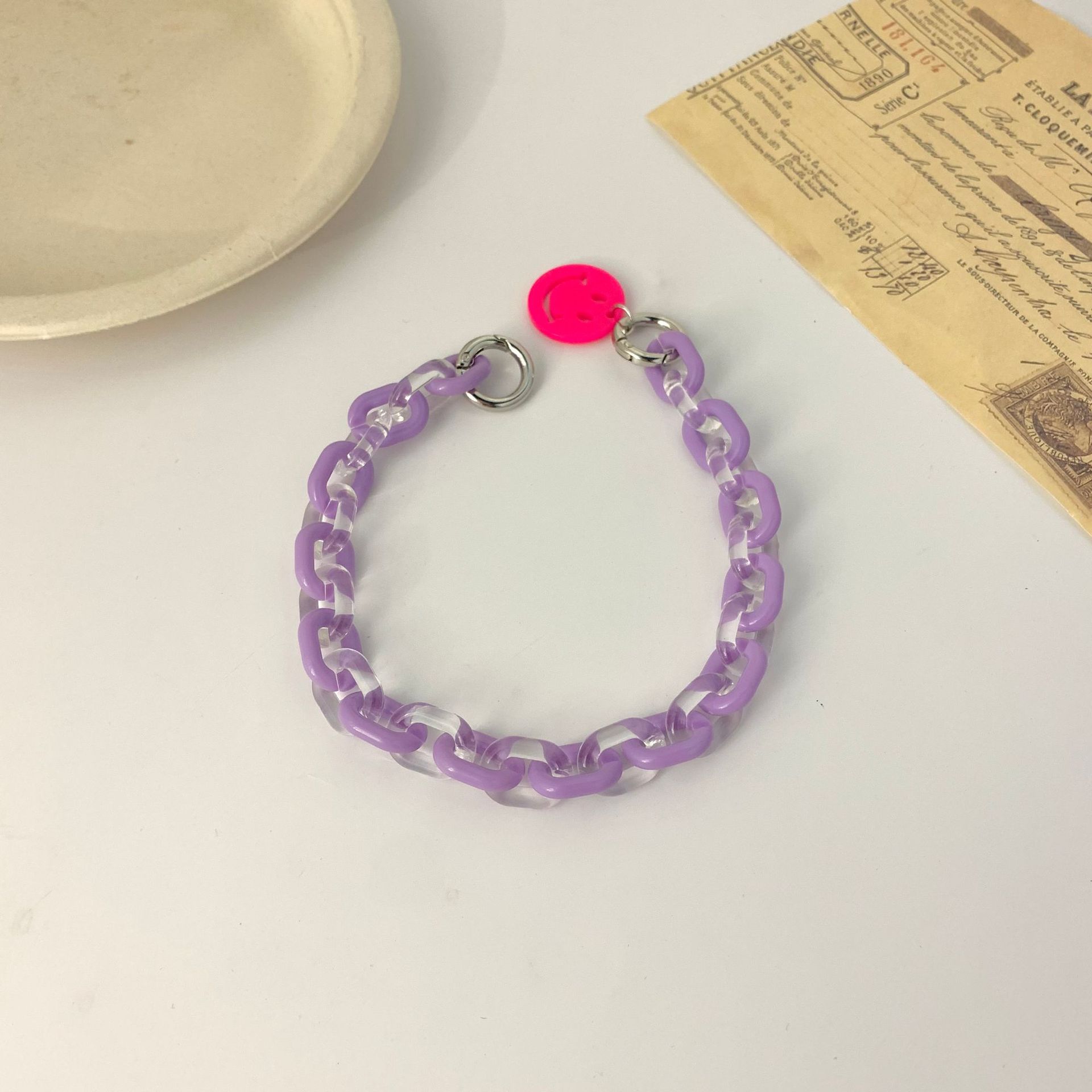 INS style new acrylic colored smiley face anti-lost lanyard hand carry fashion chain mobile phone chain фіолетовий
INS style new acrylic colored smiley face anti-lost lanyard hand carry fashion chain mobile phone chain фіолетовий