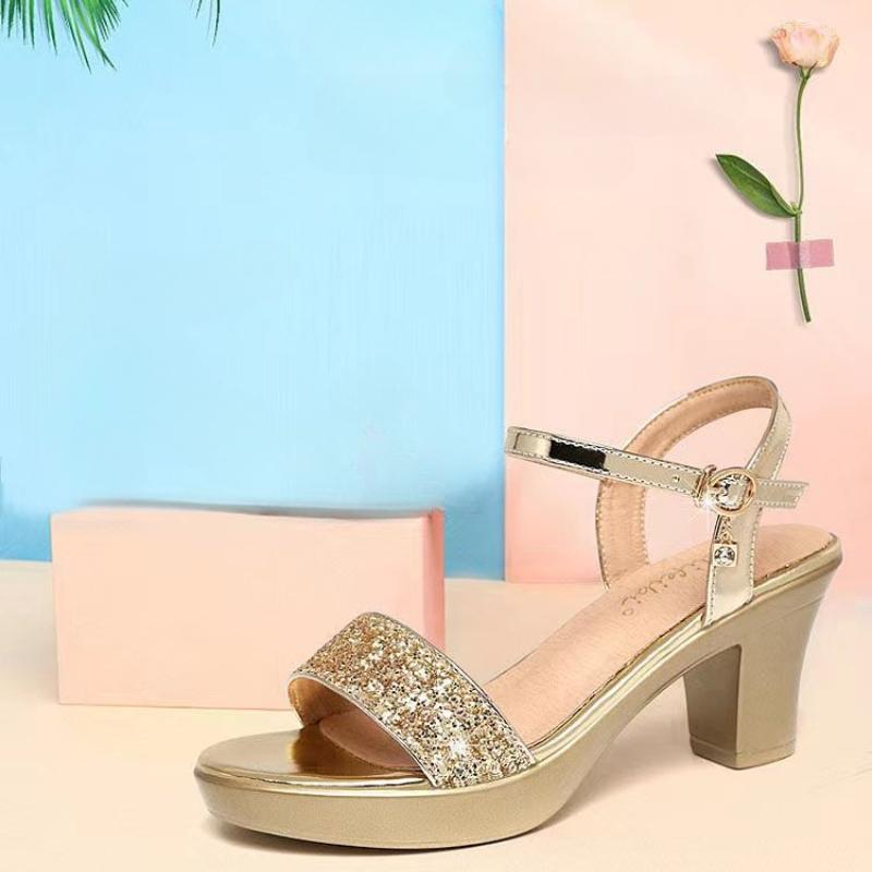 Fashion 2025 high-heel Sandals New single buckle Roman style shoes Ladies Coarse Heel Fashion Shoes Casual hollow out Women s sandals 40 золотой
Fashion 2025 high-heel Sandals New single buckle Roman style shoes Ladies Coarse Heel Fashion Shoes Casual hollow out Women s sandals 40 золотой