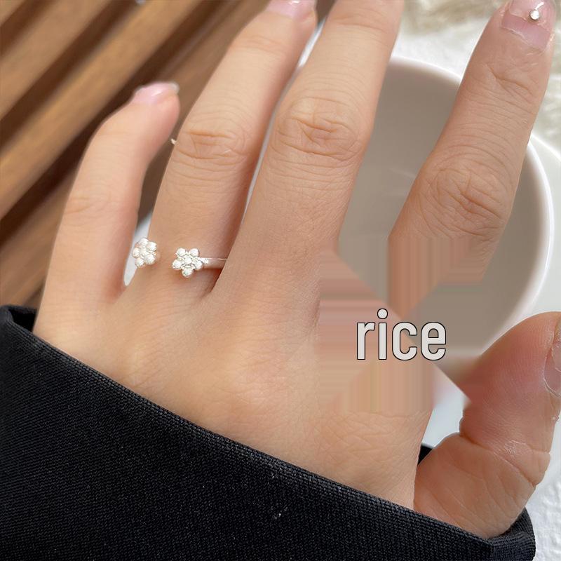 Lan Zhi Korean Dongdaemun Sterling Silver Flower Ring: Elegant, Open-Style 925 Silver Jewelry for Women Adjustable
Lan Zhi Korean Dongdaemun Sterling Silver Flower Ring: Elegant, Open-Style 925 Silver Jewelry for Women Adjustable